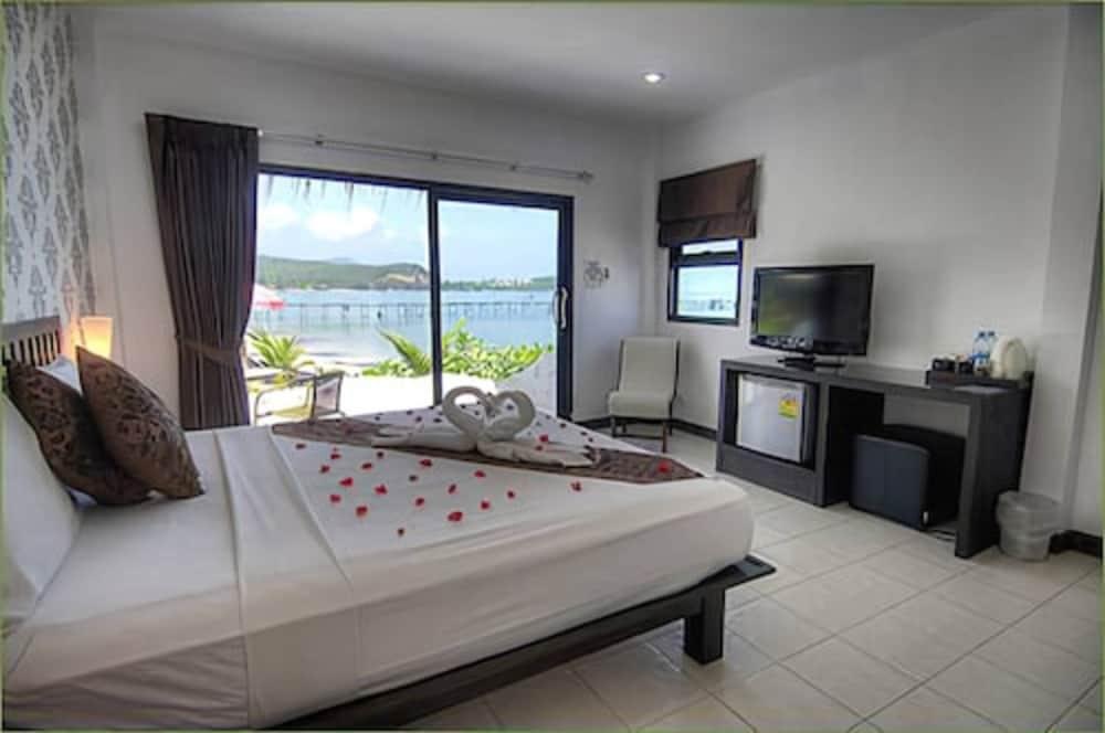 Samui Pier Beach Front & Resort Bang Rak Beach  Exterior foto